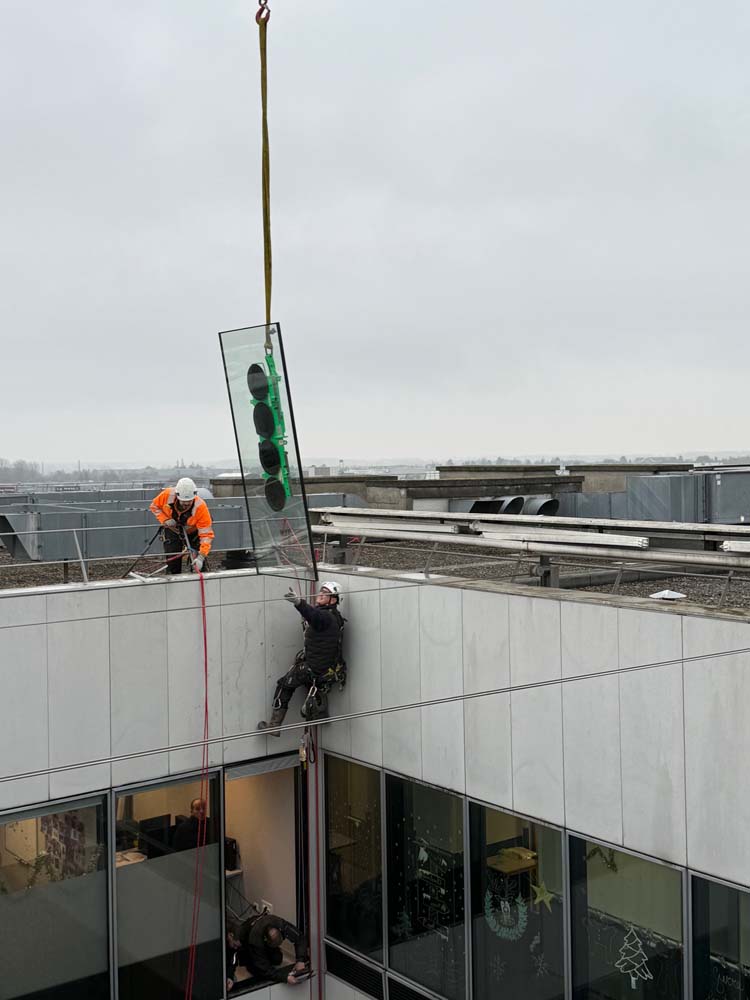 Remplacement vitrages centre hospitalier Douai (2)